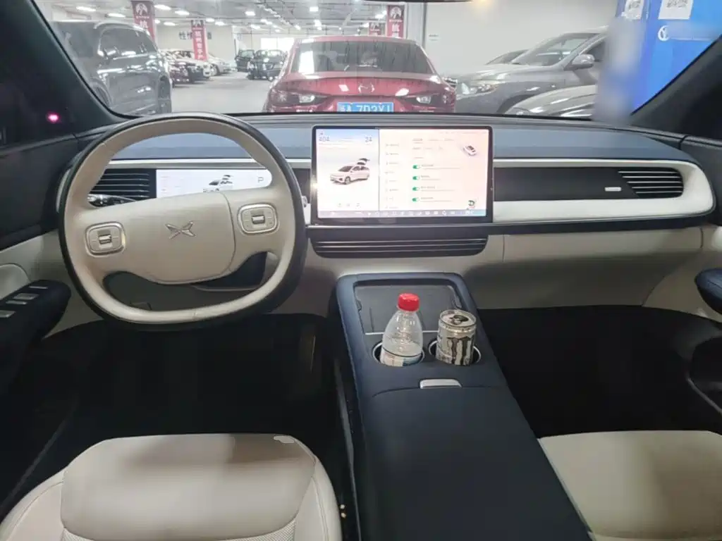 XPeng G6 — миниатюра 10