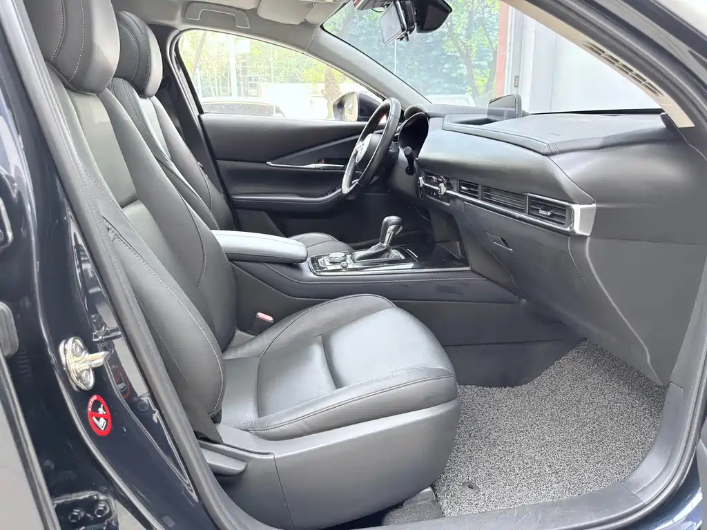 Mazda CX-30 — миниатюра 10