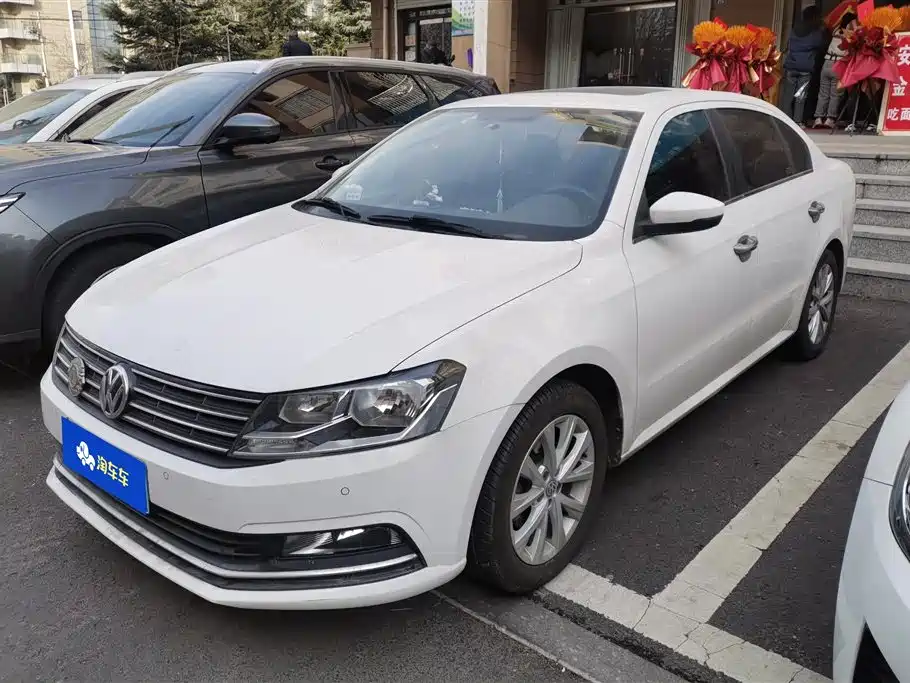Volkswagen Lavida 2016