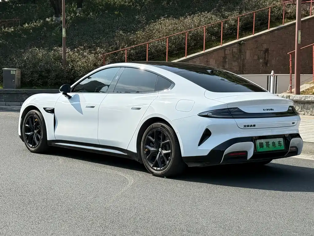 XIAOMI CAR XIAOMI SU7