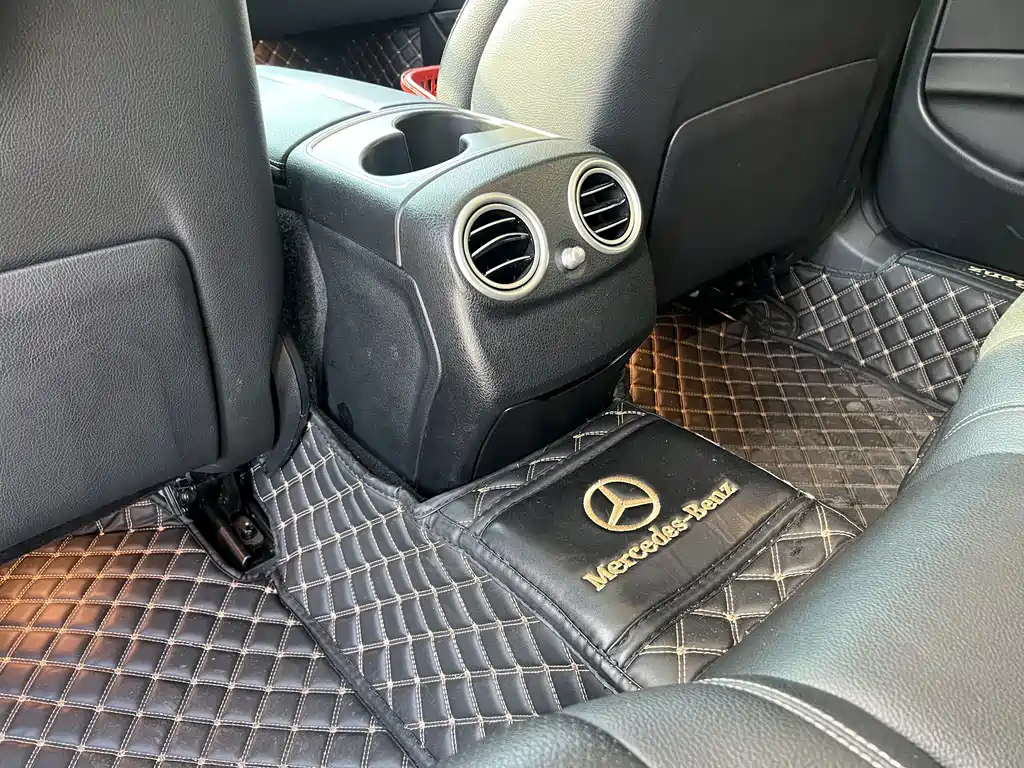 Mercedes-Benz E-Class — миниатюра 9