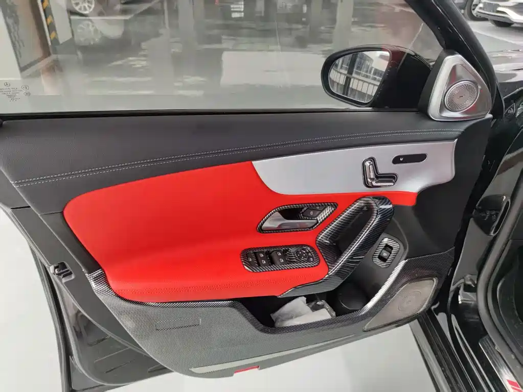 Mercedes-Benz A-Class AMG — миниатюра 4