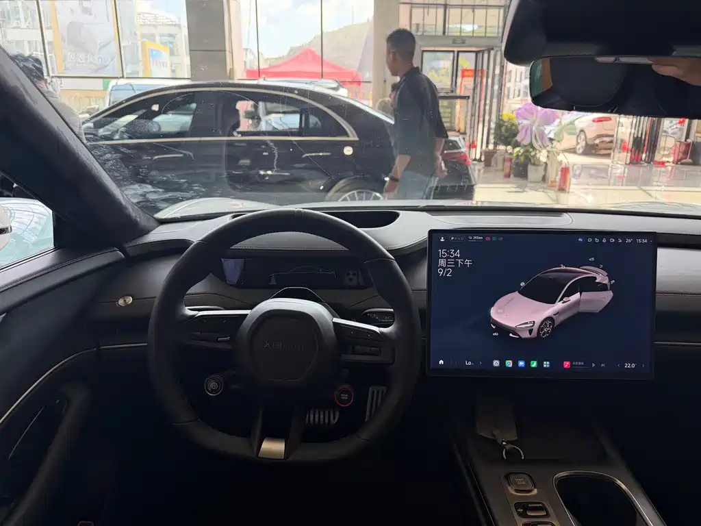 Xiaomi SU7 — миниатюра 7