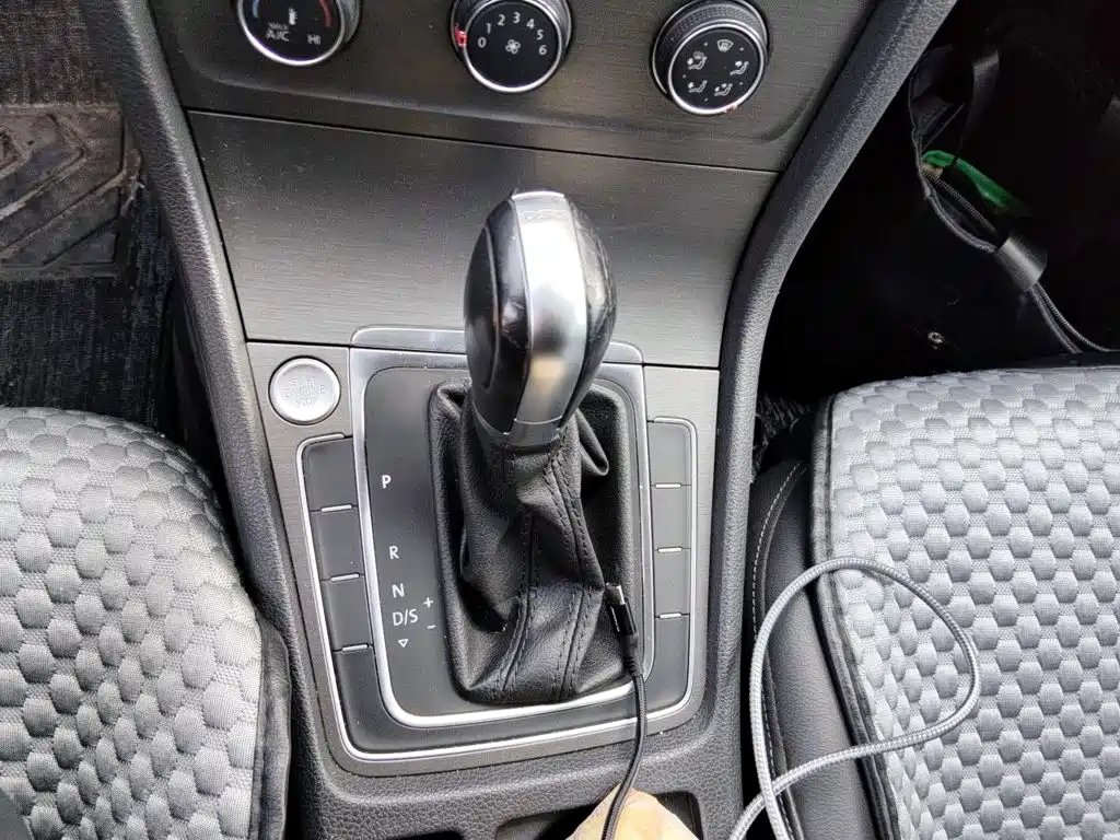 Volkswagen Golf — миниатюра 10