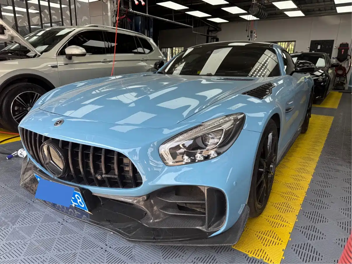 Mercedes-Benz AMG GT