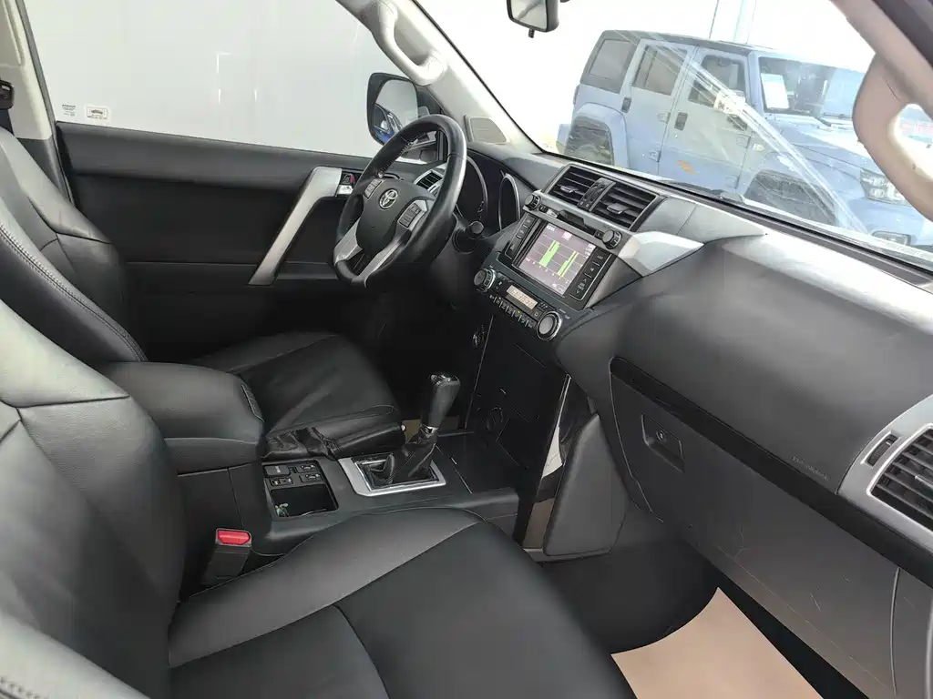 Toyota Prado — миниатюра 22