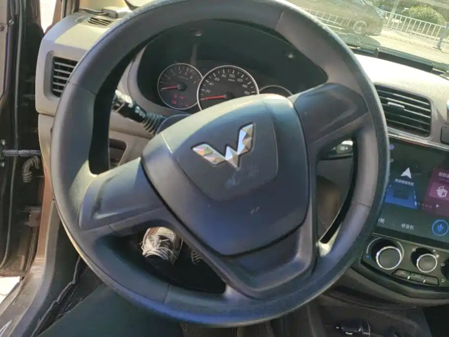 Wuling Hongguang — миниатюра 15