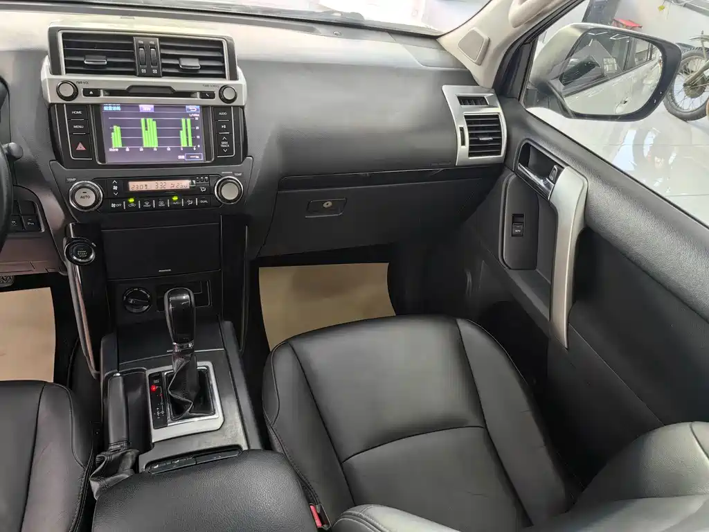 Toyota Prado — миниатюра 16