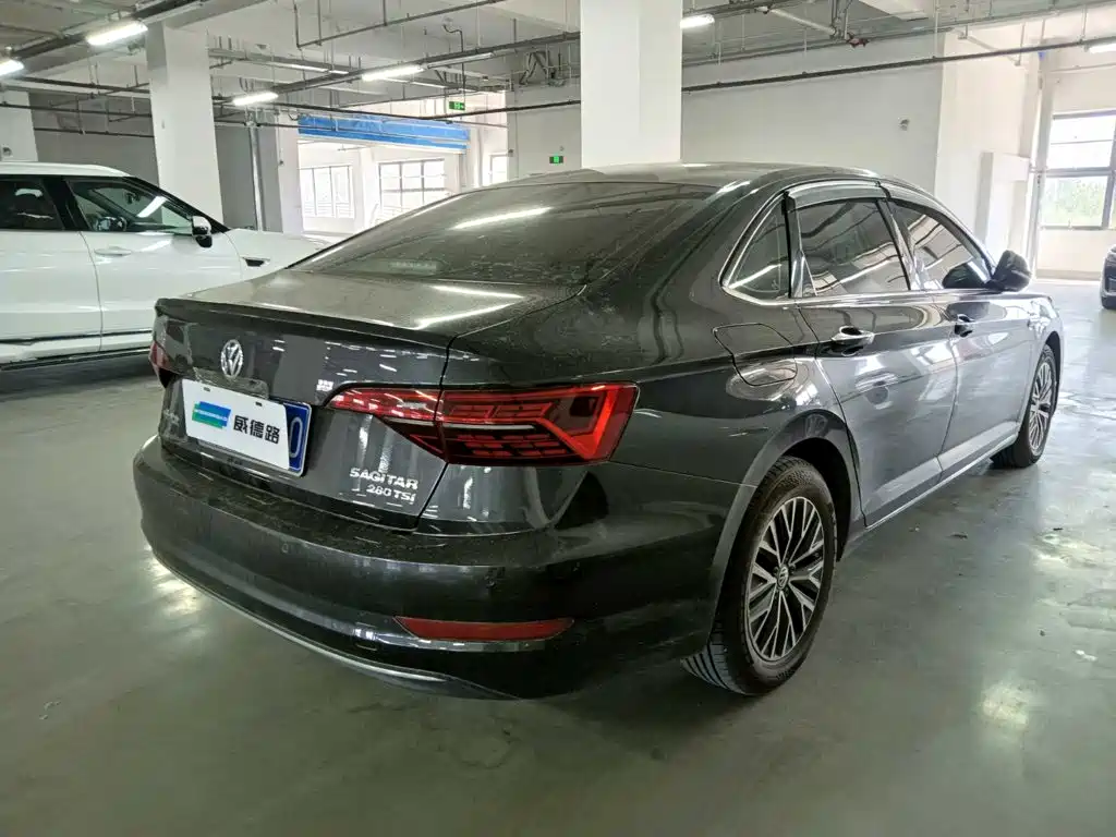 Volkswagen Sagitar — миниатюра 4