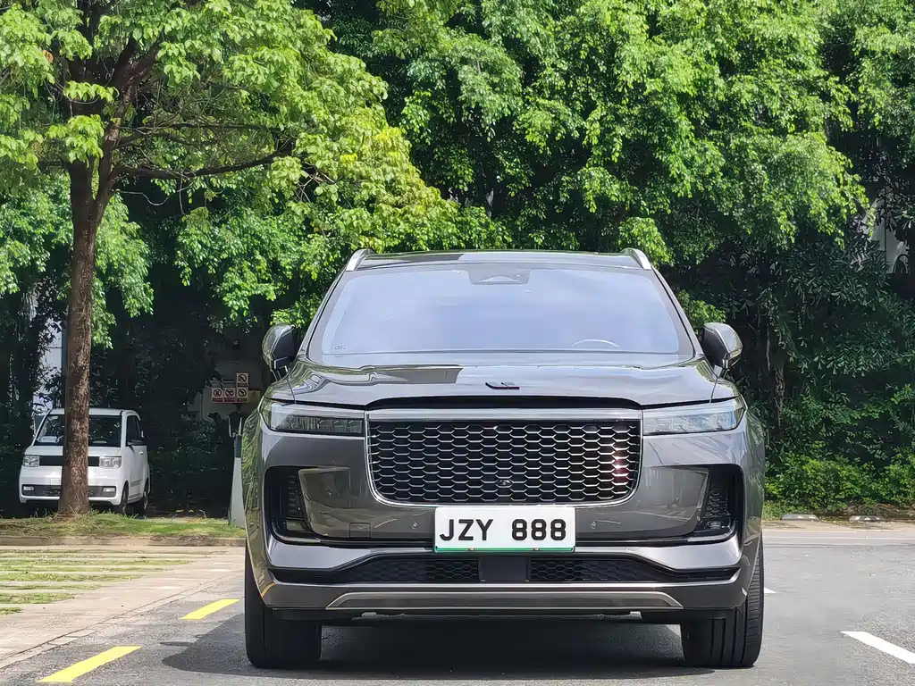 Li Auto Li ONE — миниатюра 2