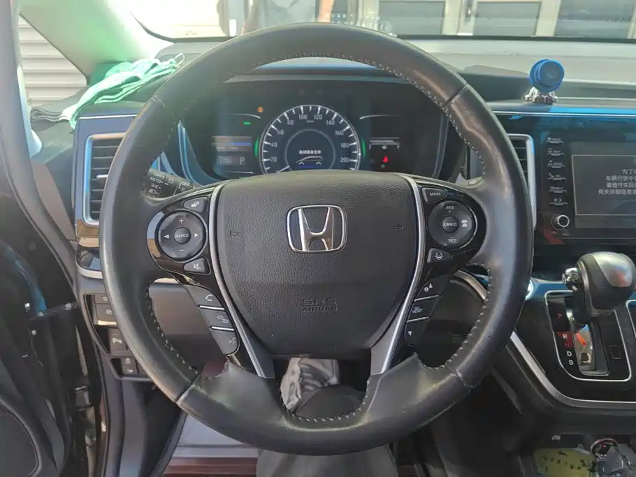 Honda Elysion — миниатюра 15