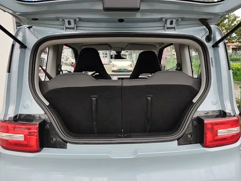 Wuling MINIEV — миниатюра 19