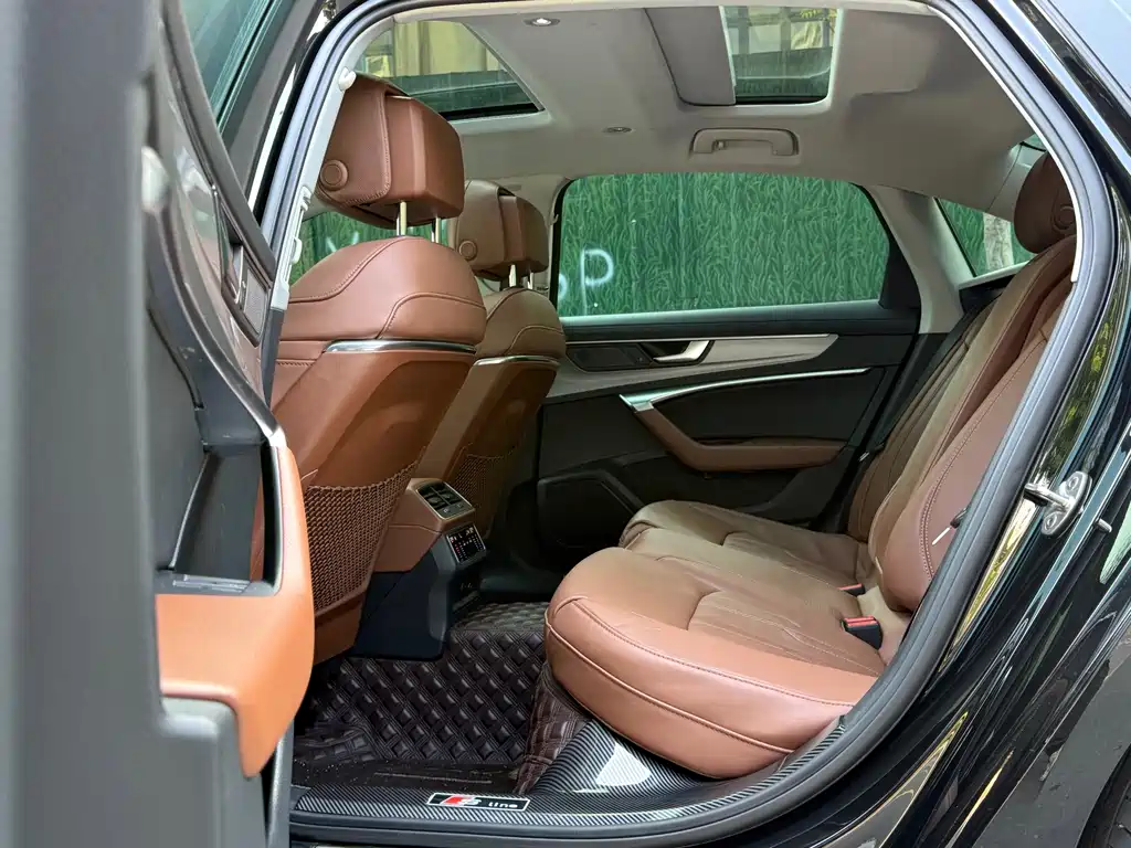 Audi A6L — миниатюра 9