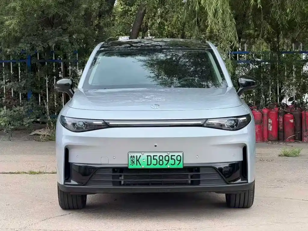 Leapmotor Leapmotor C16 — миниатюра 2