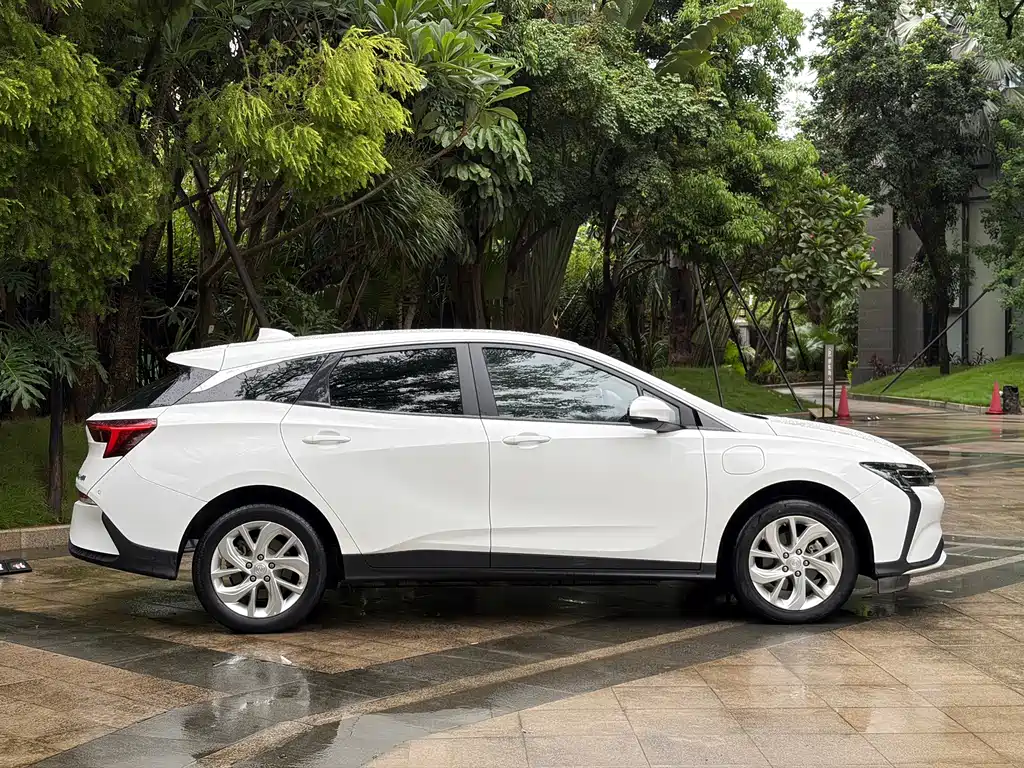 Buick Velite 6 — миниатюра 9