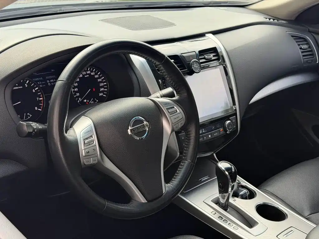 Nissan Teana — миниатюра 8
