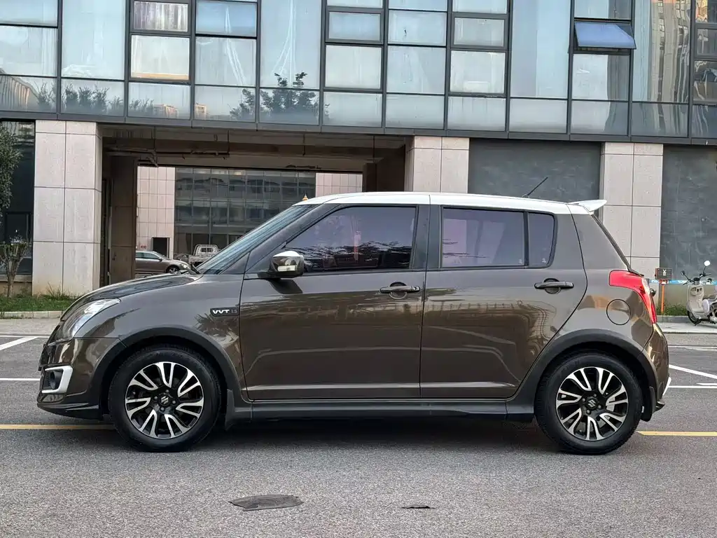 Suzuki Swift — миниатюра 3