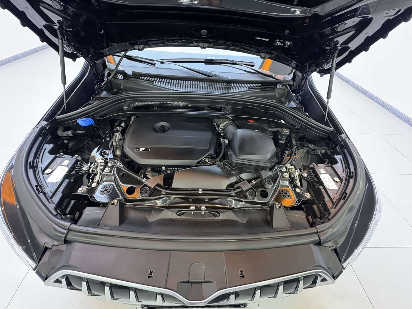 BMW X1 1.5 л 2023 г. Чёрный, пробег 17000 км