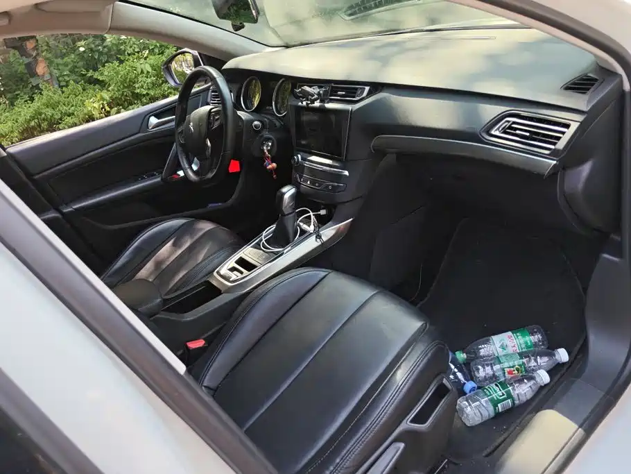 Peugeot 408 — миниатюра 8