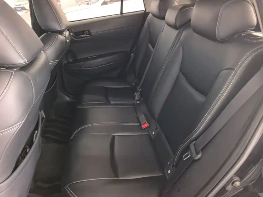 Toyota Corolla Cross — миниатюра 17