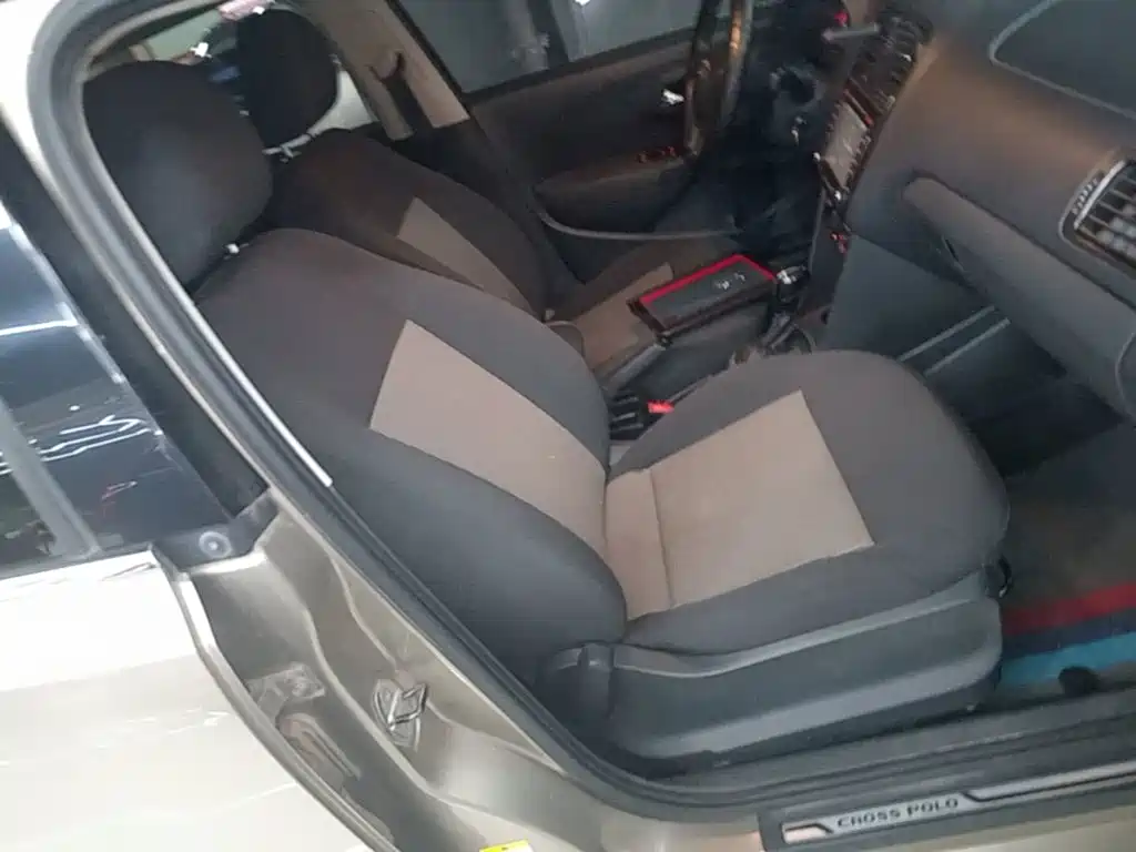 Volkswagen Polo — миниатюра 25