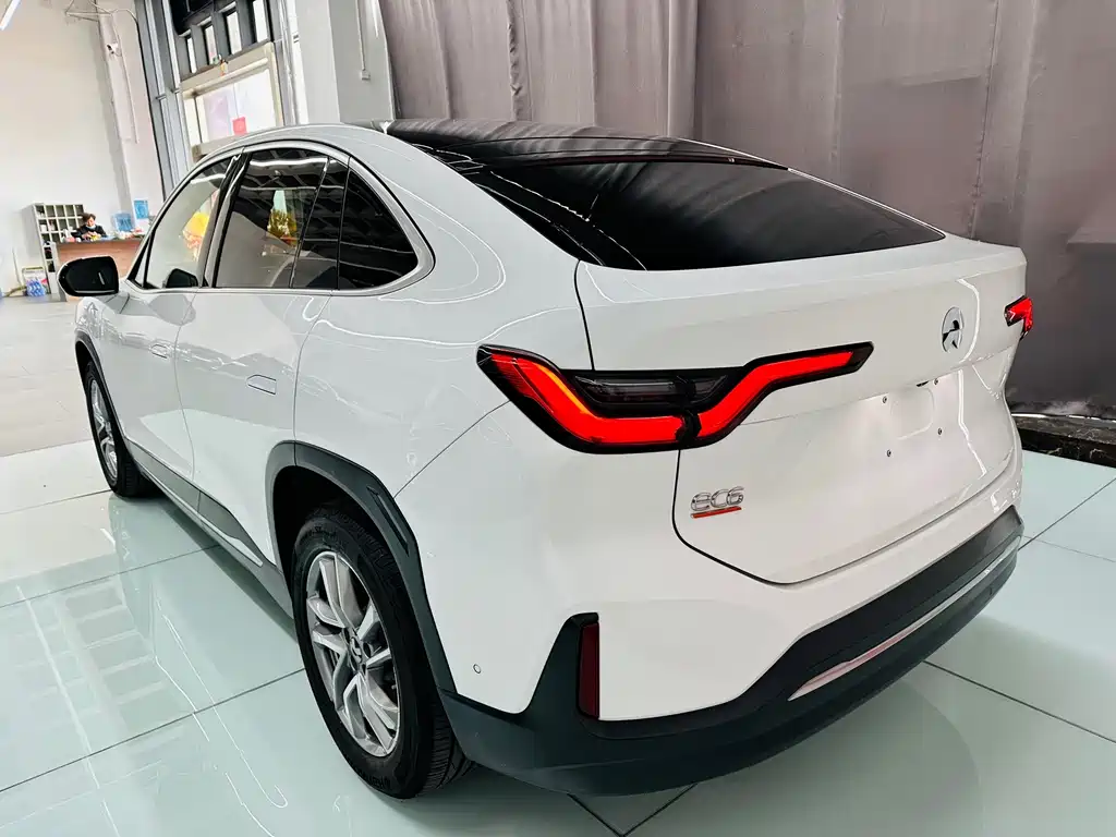 NIO EC6 — миниатюра 4