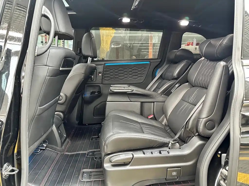 Honda Elysion — миниатюра 9