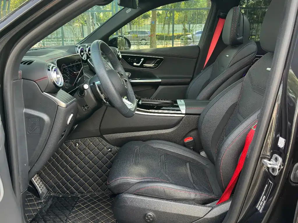 Mercedes-Benz GLC AMG — миниатюра 10