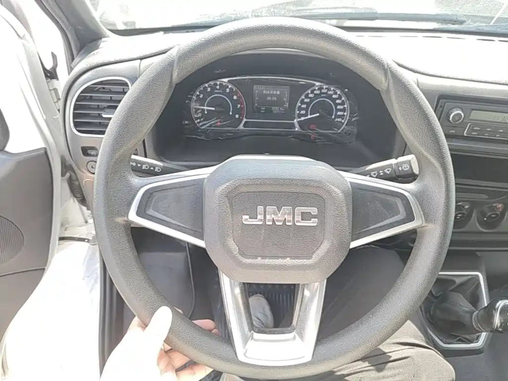JMC Tesla — миниатюра 11