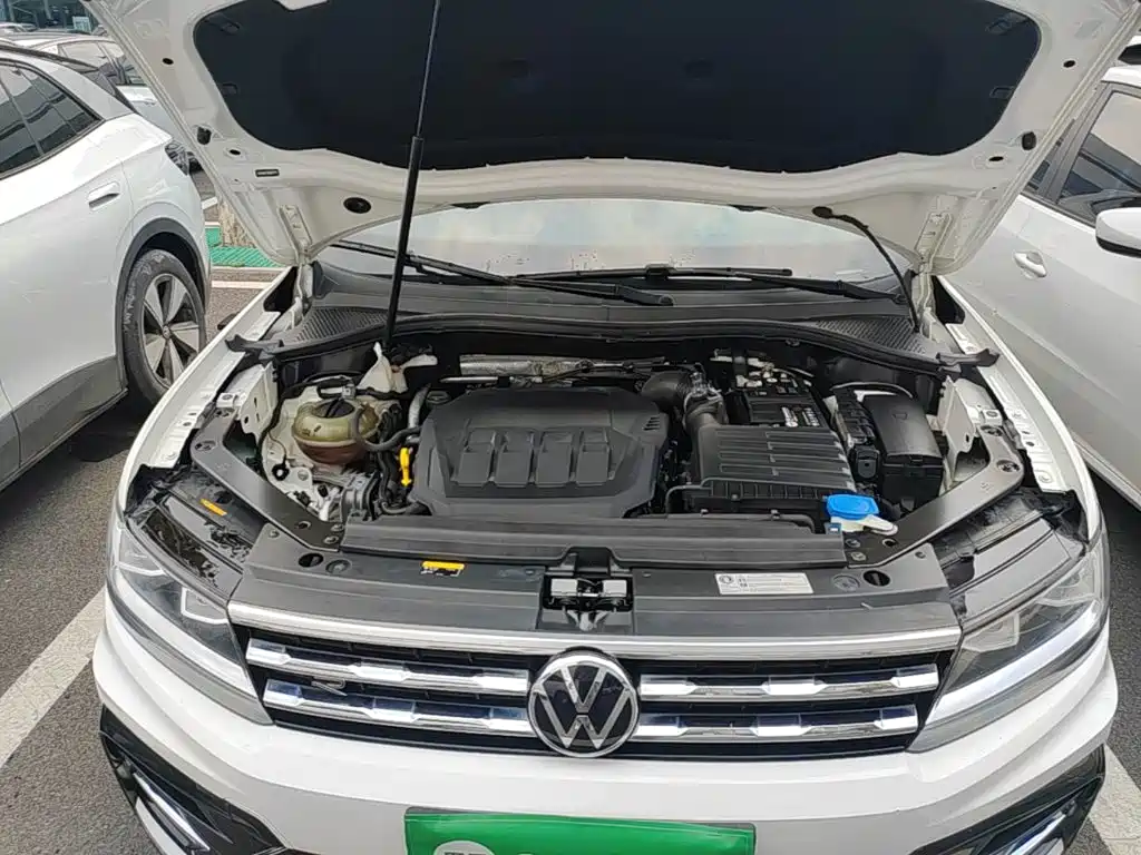 Volkswagen Tiguan L — миниатюра 20