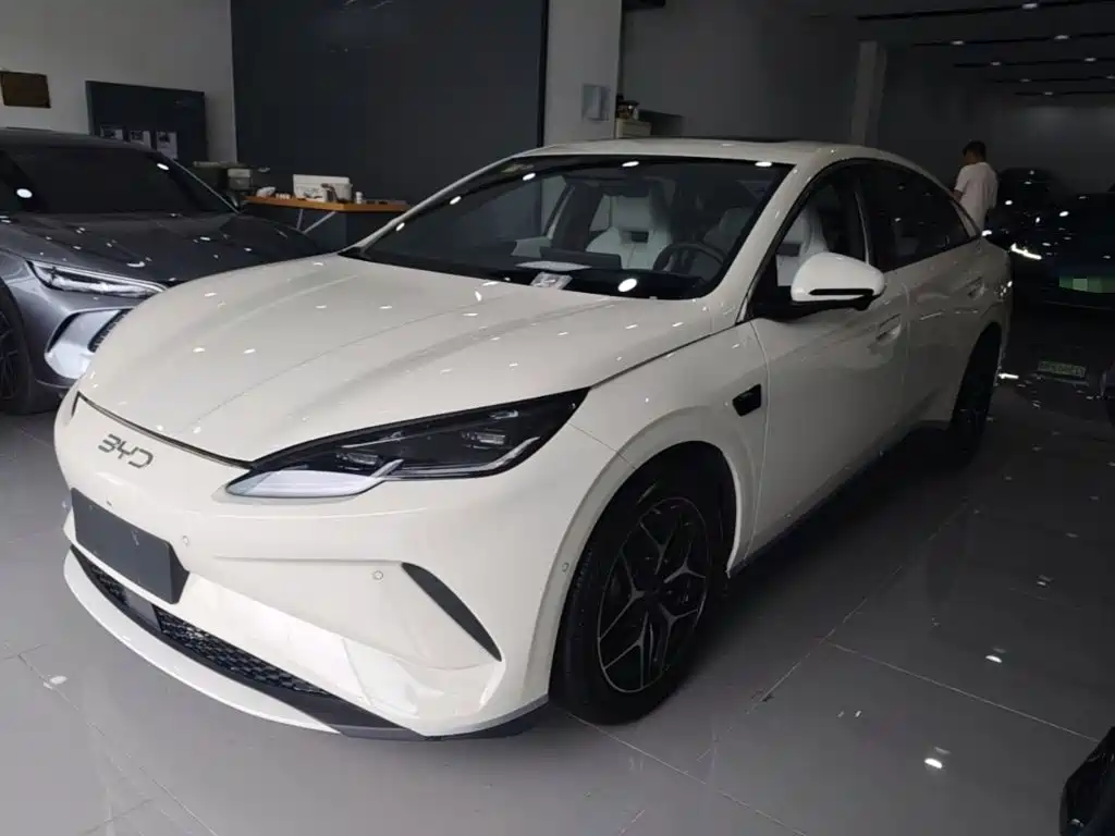 BYD Seal 06 — миниатюра 2