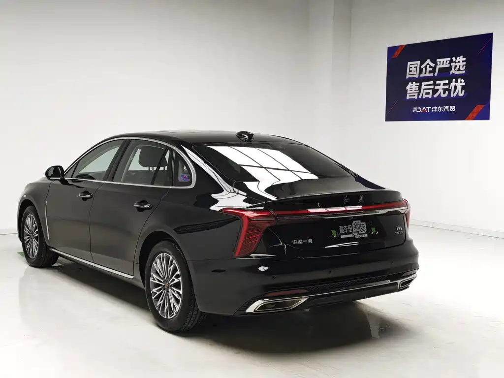 Hongqi Hongqi H5 — миниатюра 6
