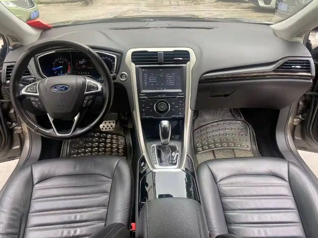 Ford Mondeo — миниатюра 9