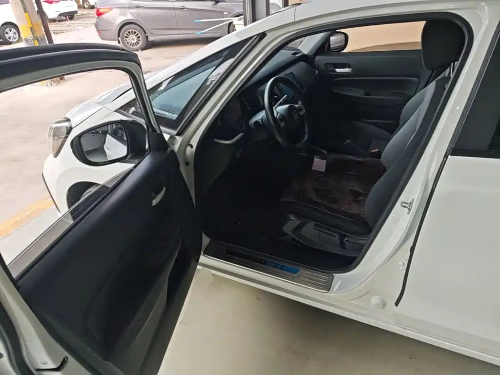 Honda Fit — миниатюра 16