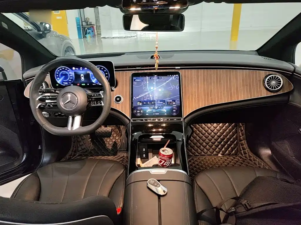 Mercedes-Benz EQE — миниатюра 10