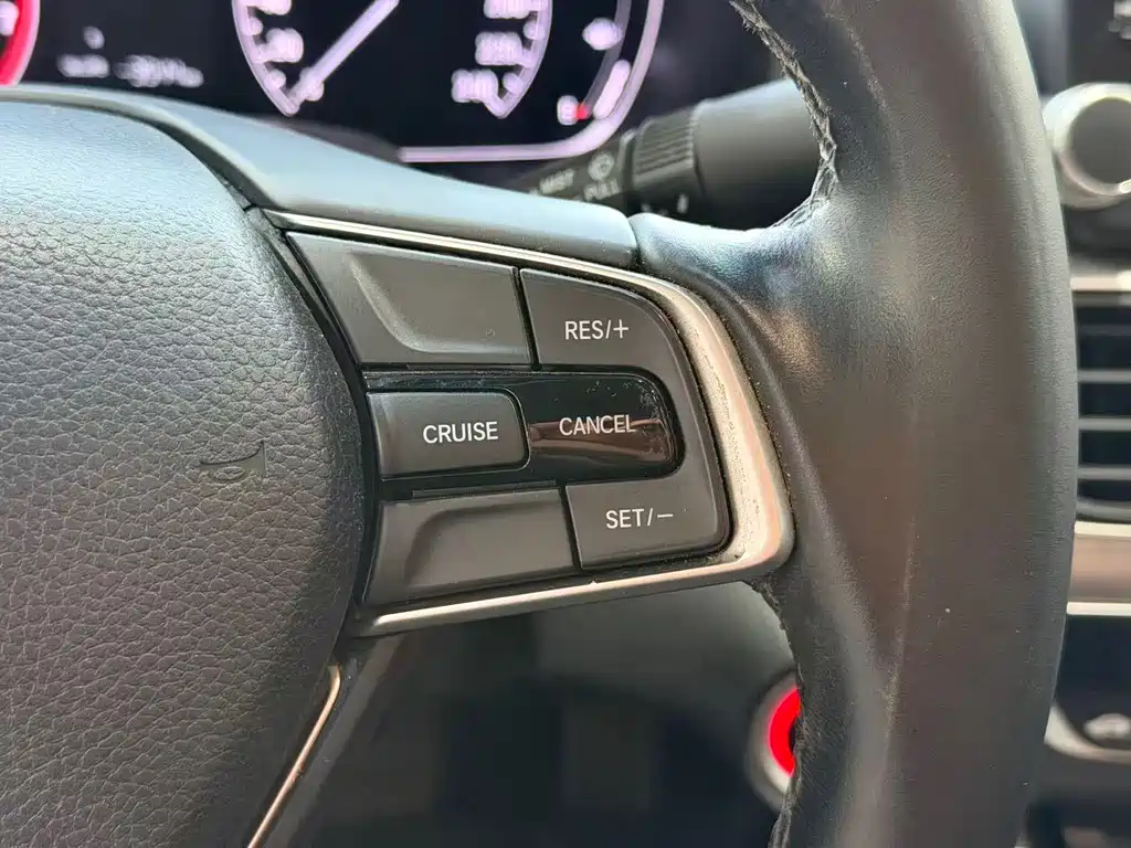 Honda Accord — миниатюра 12