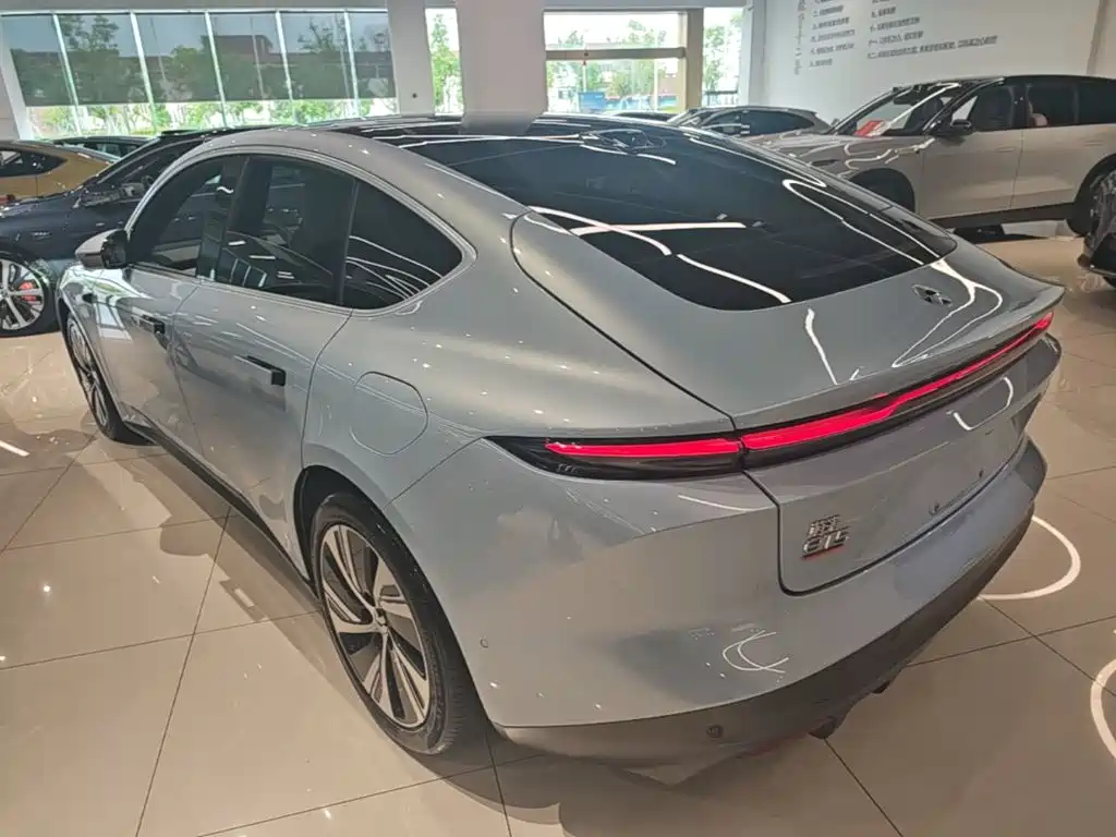 NIO ET5 — миниатюра 5