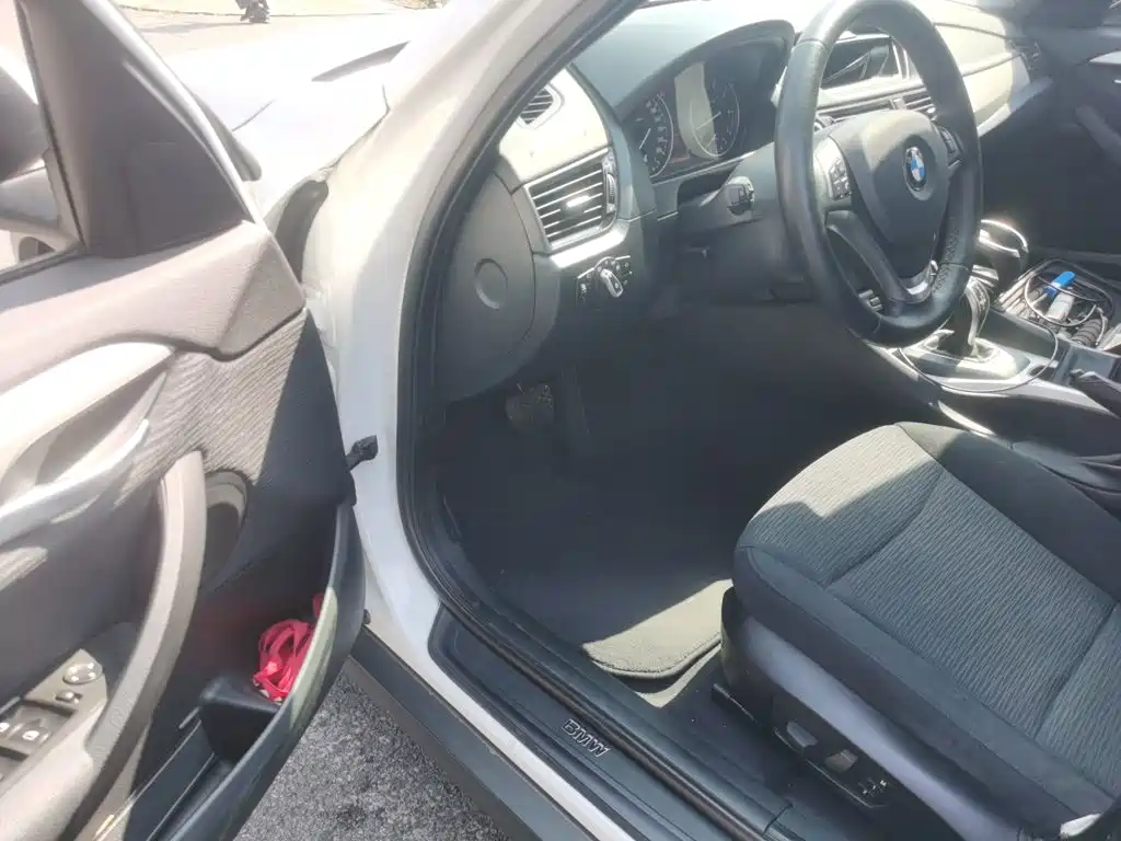 BMW X1 — миниатюра 17
