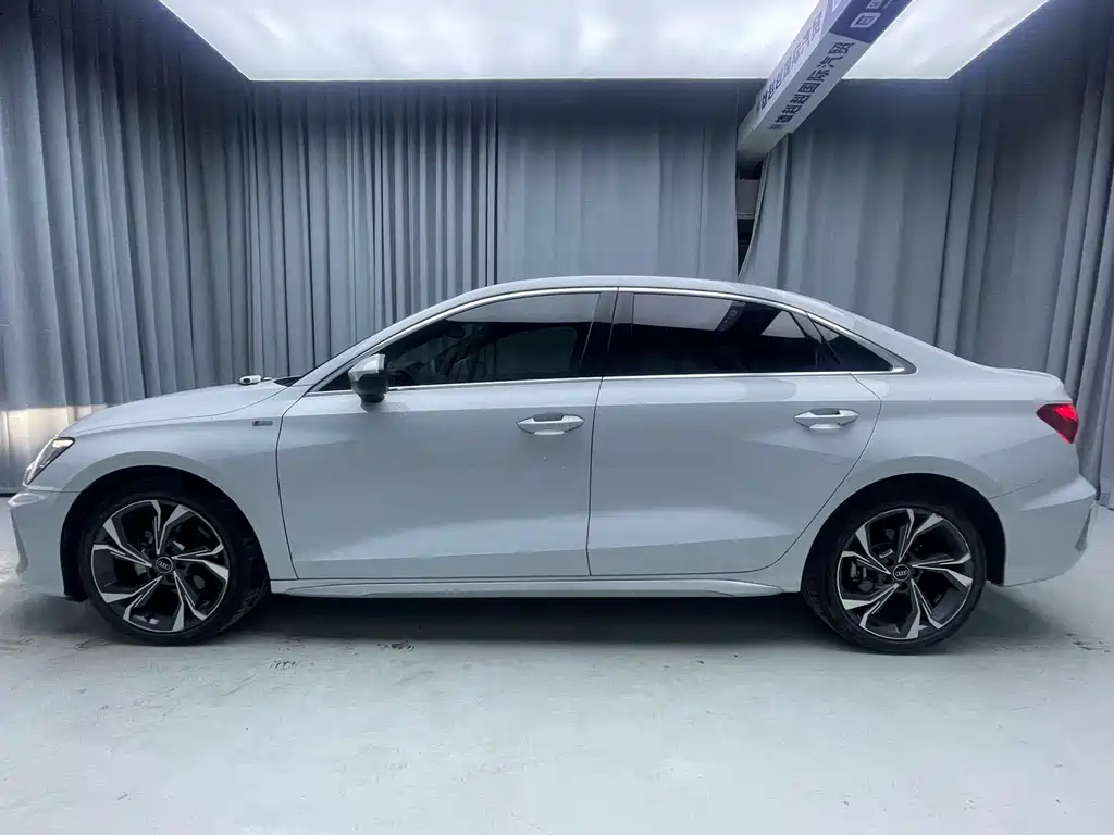 Audi A3 2022 A3L Limousine 35 TFSI Luxury Sport