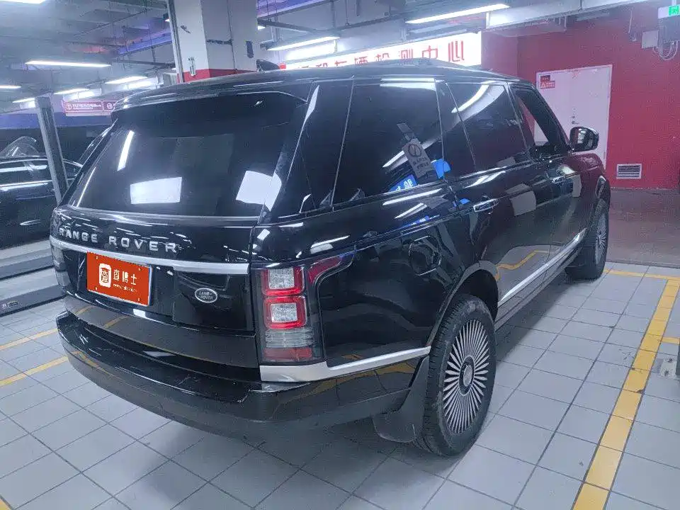 Land Rover Range Rover — миниатюра 3
