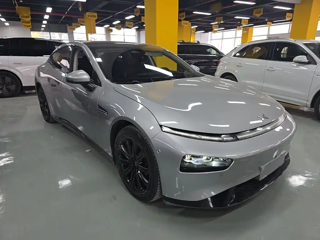 XPeng P7 — миниатюра 4