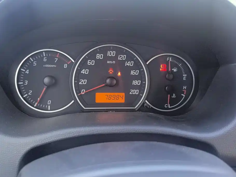 Suzuki Swift — миниатюра 14