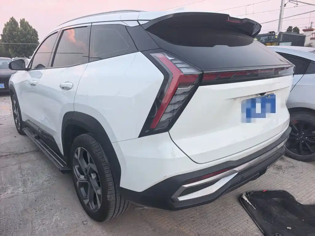 Geely Boyue L — миниатюра 9