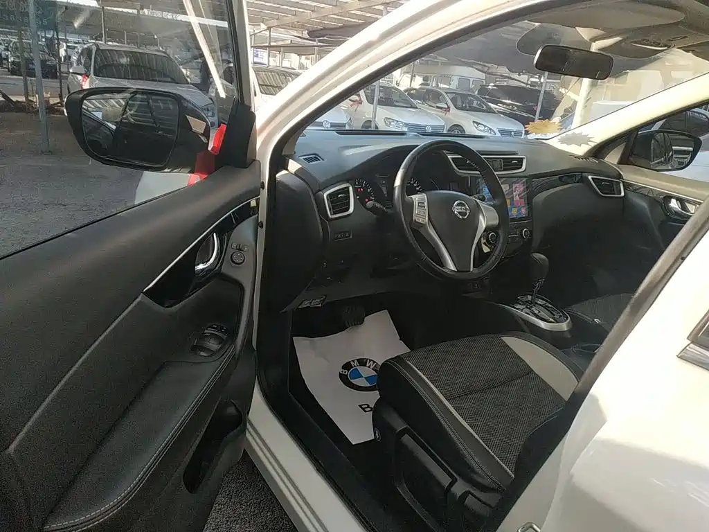 Nissan Qashqai — миниатюра 16