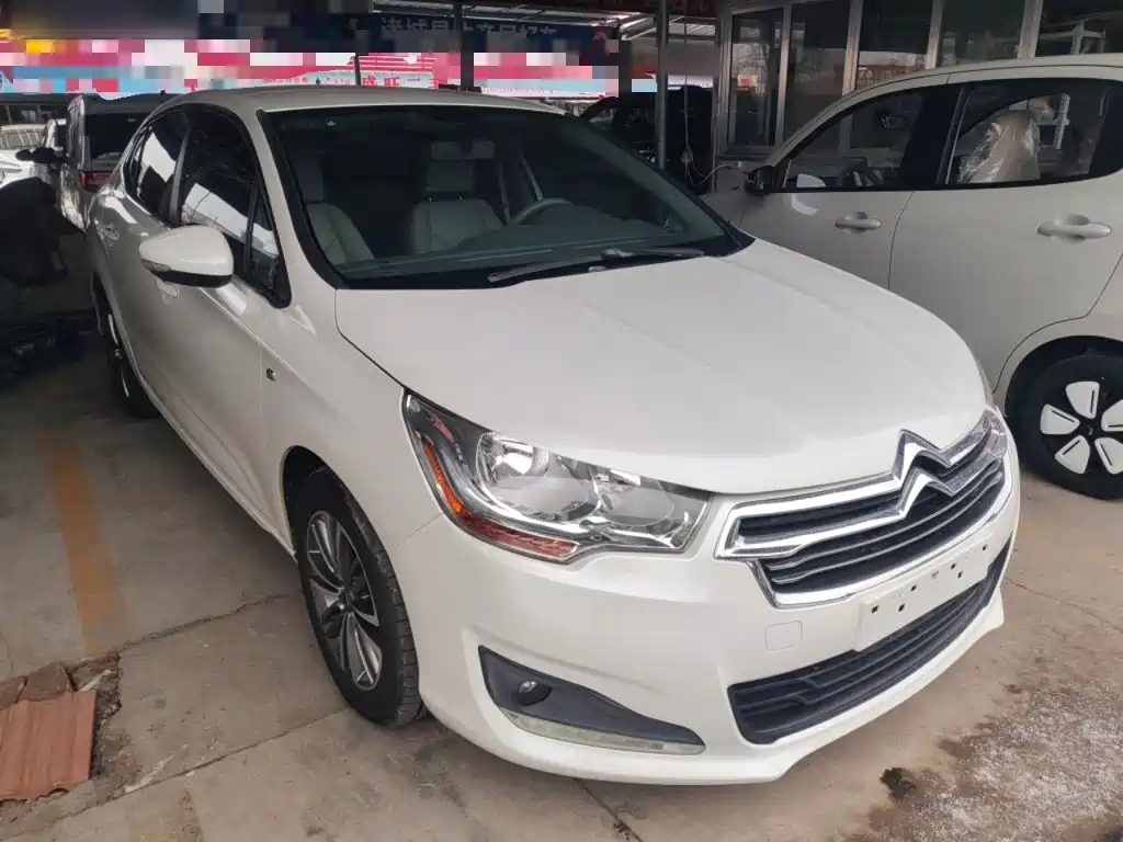 Citroen C4L — миниатюра 4