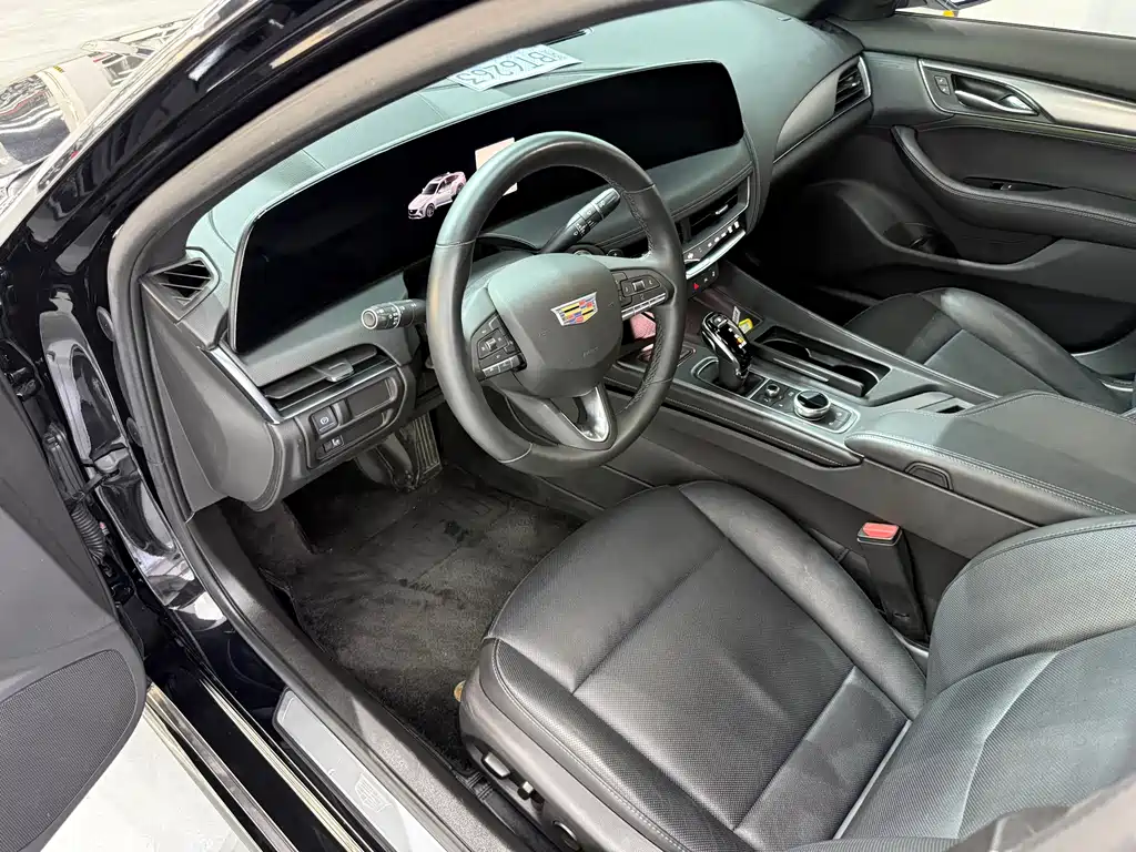 Cadillac CT5 — миниатюра 4