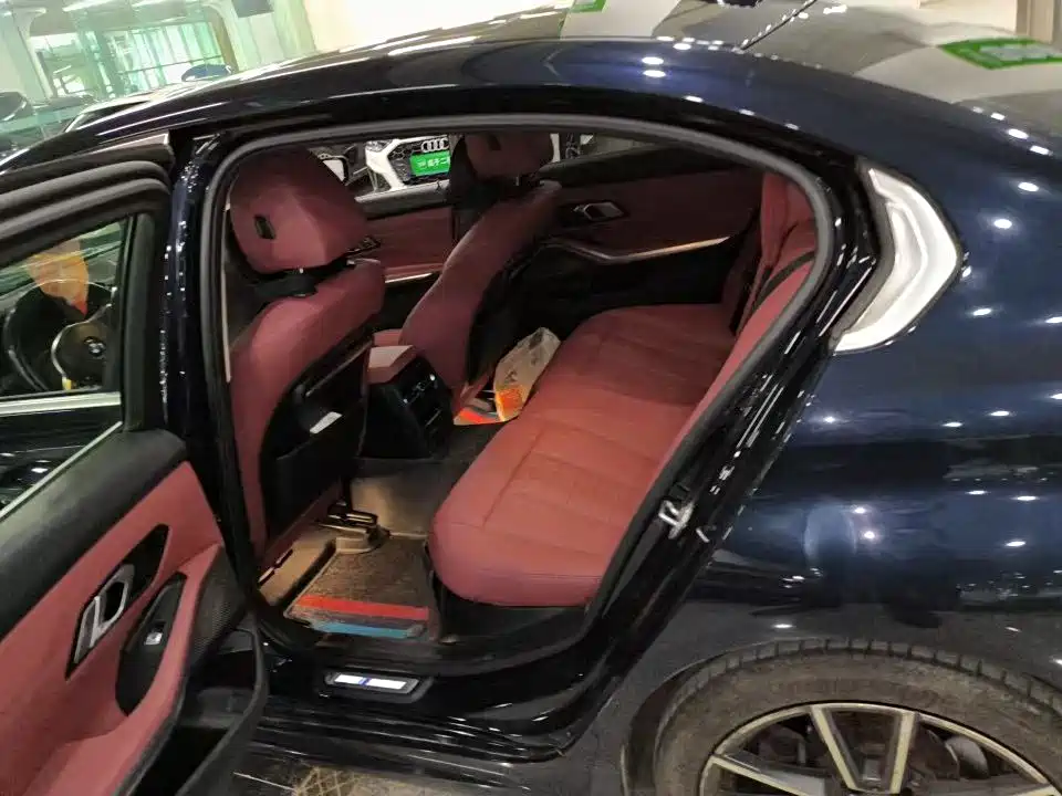 BMW 3 Series — миниатюра 6
