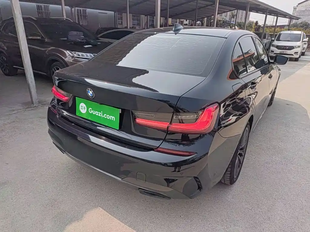 BMW 3 Series — миниатюра 7