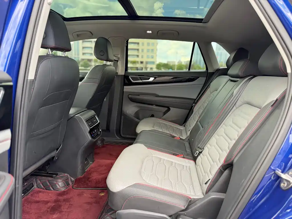 Volkswagen Teramont — миниатюра 10