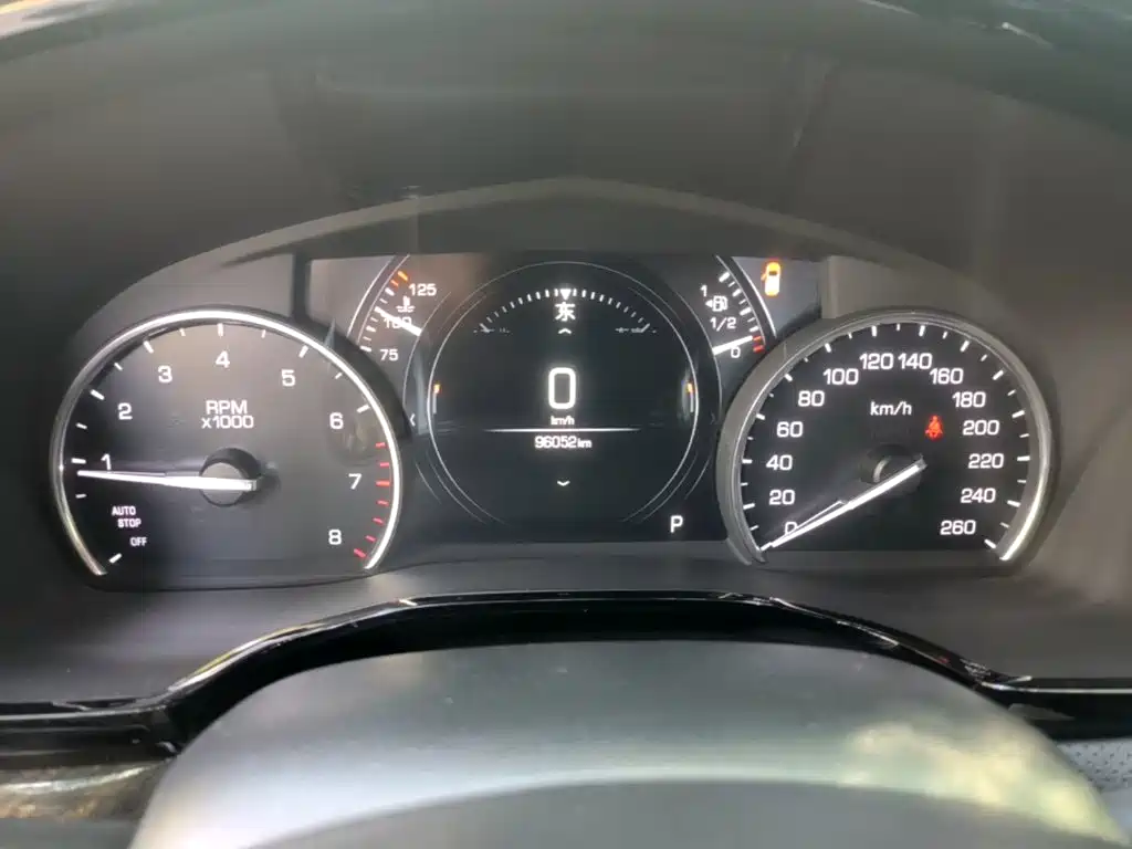 Cadillac XT5 — миниатюра 12